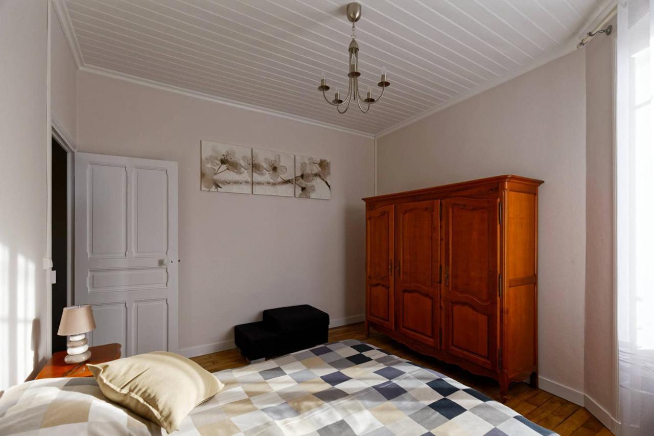 Le Cachet D'Une Maison De Centre-Bourg A Beauvoir-Sur-Mer Exteriér fotografie